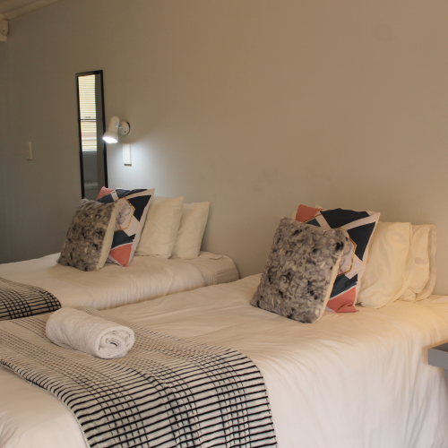 Junior Deluxe Room – Room 6