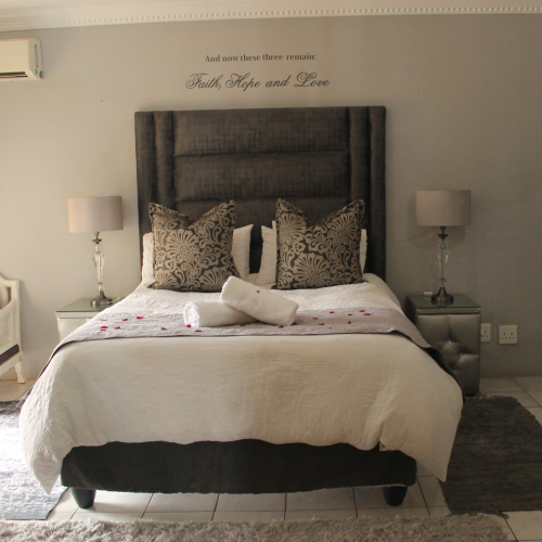 Deluxe Senior Room – Room 1